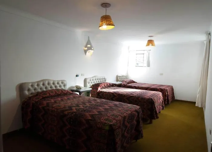 Hotel Whitehouse 2*